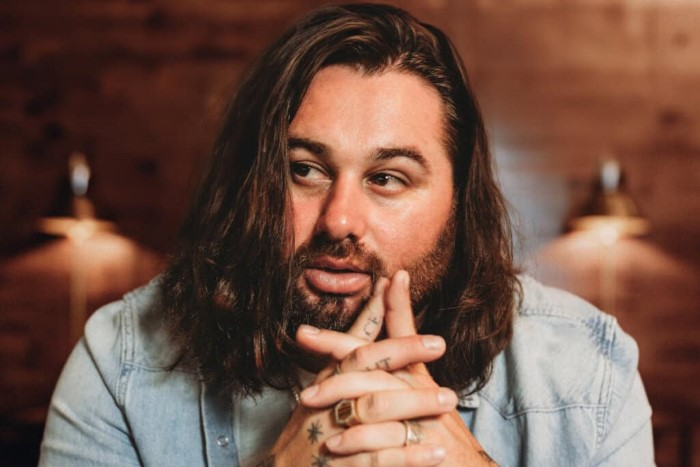 Koe Wetzel Early Life and Career