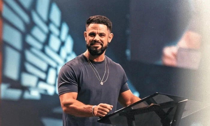 Steven Furtick 3