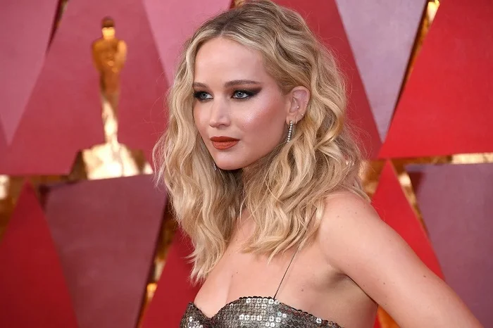 Jennifer Lawrence Net Worth & Earnings