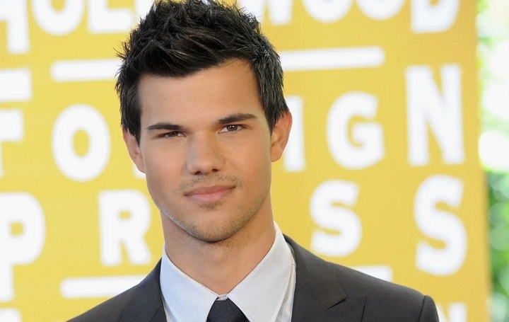 Taylor Lautner Net Worth, Wife, Twilight Career, Bio & Life After Jacob Black Taylor Lautner Net Worth