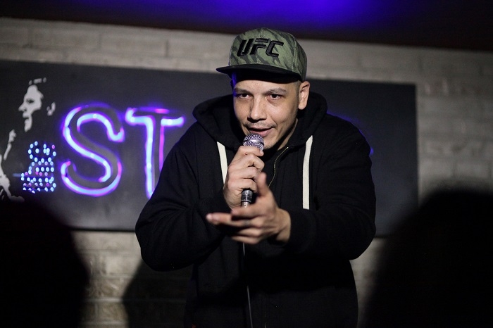 Luis J. Gomez Early Life and Comedy Start