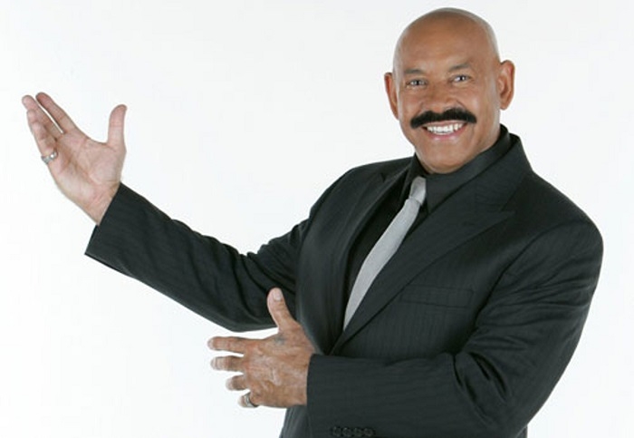 Oscar DLeon Age Career